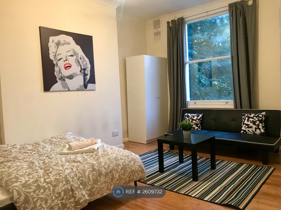 Property photo 2 of 14