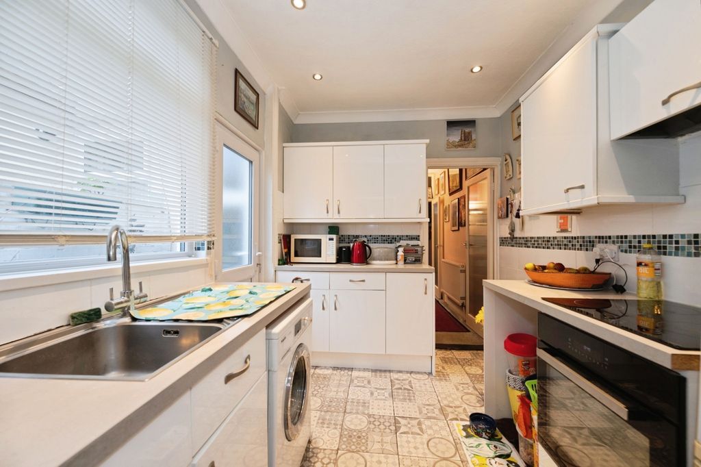 Property photo 2 of 11 Pbox-Img.Jpg