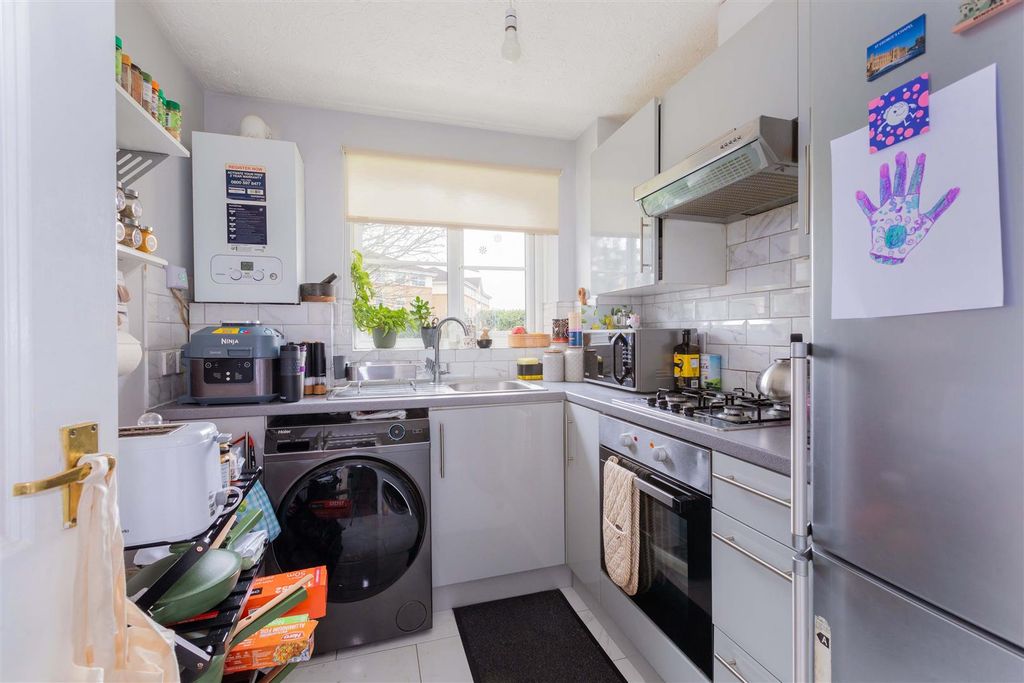 Property photo 3 of 11 1 Goodwin Villas-9.Jpg