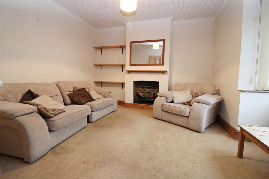 Property photo 2 of 15 Living Room