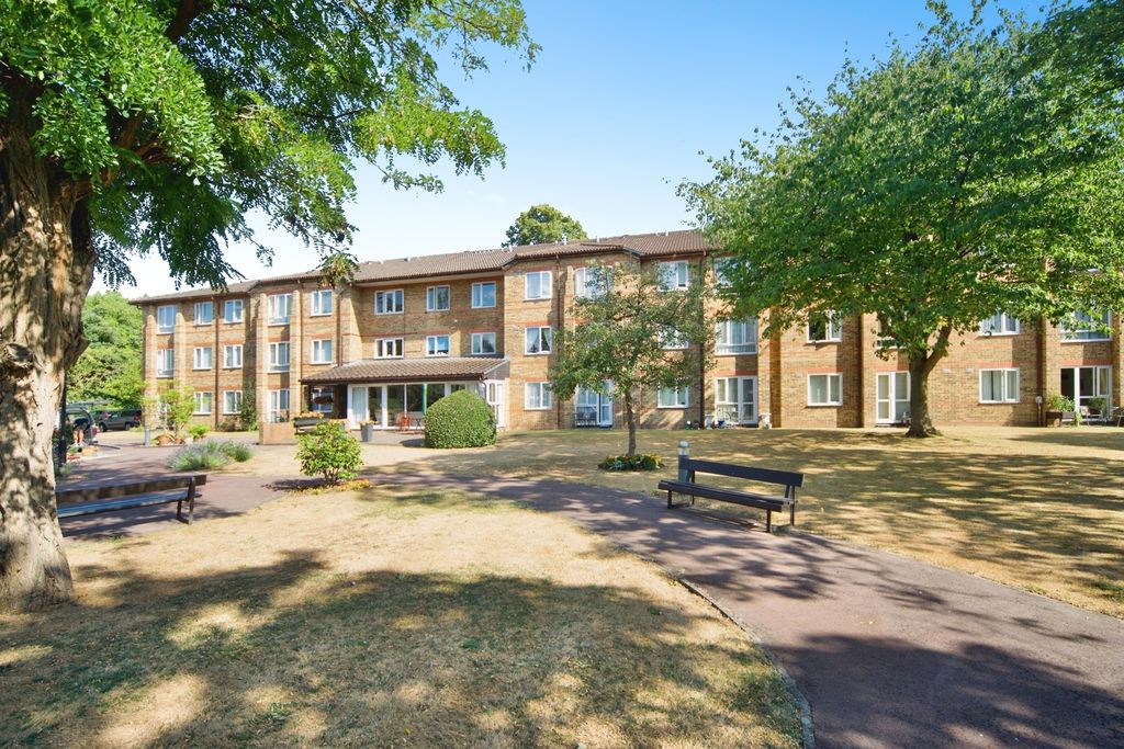 Property photo 1 of 15 Photo