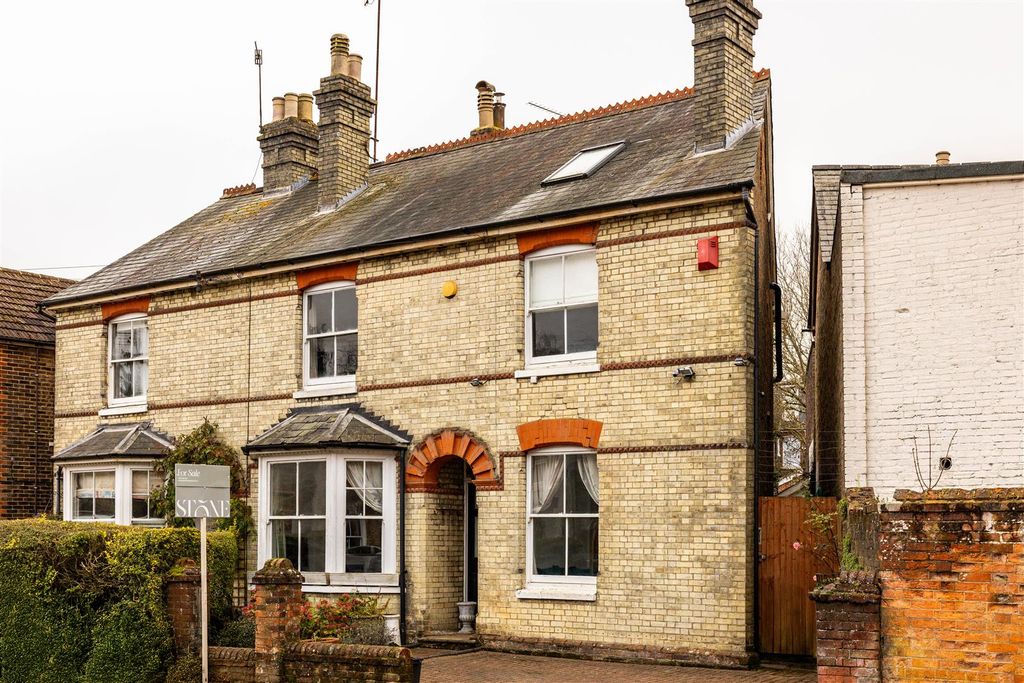 Property photo 1 of 20