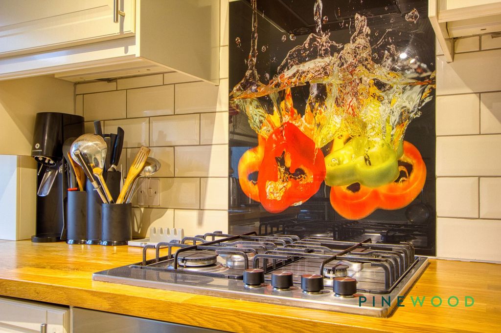 Property photo 3 of 17 Kitchen / Diner