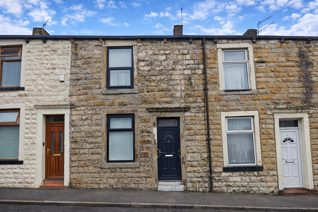 Property photo 1 of 13 Front Of The House