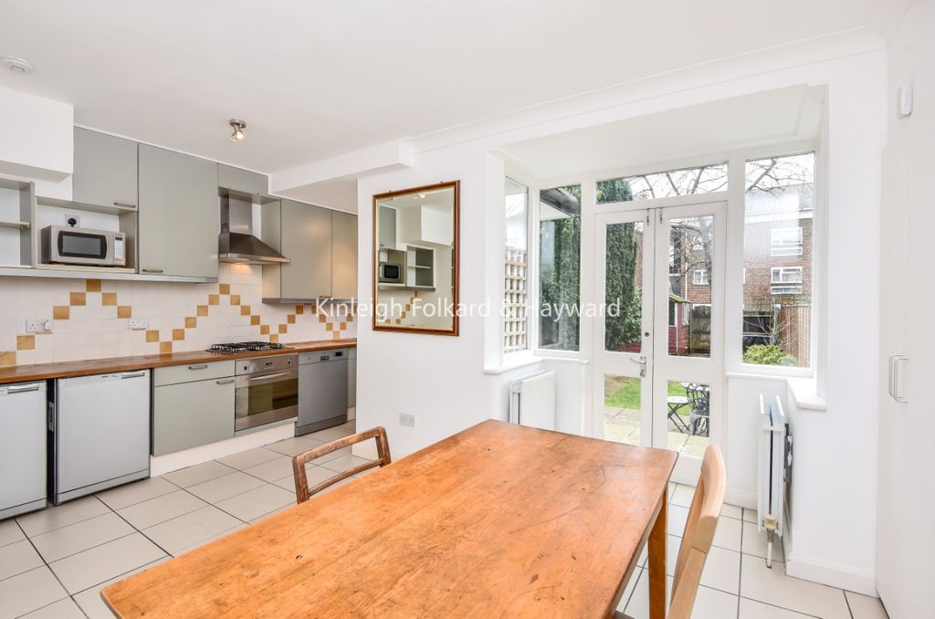 Property photo 1 of 13 20F3087c-4E30-4605-8