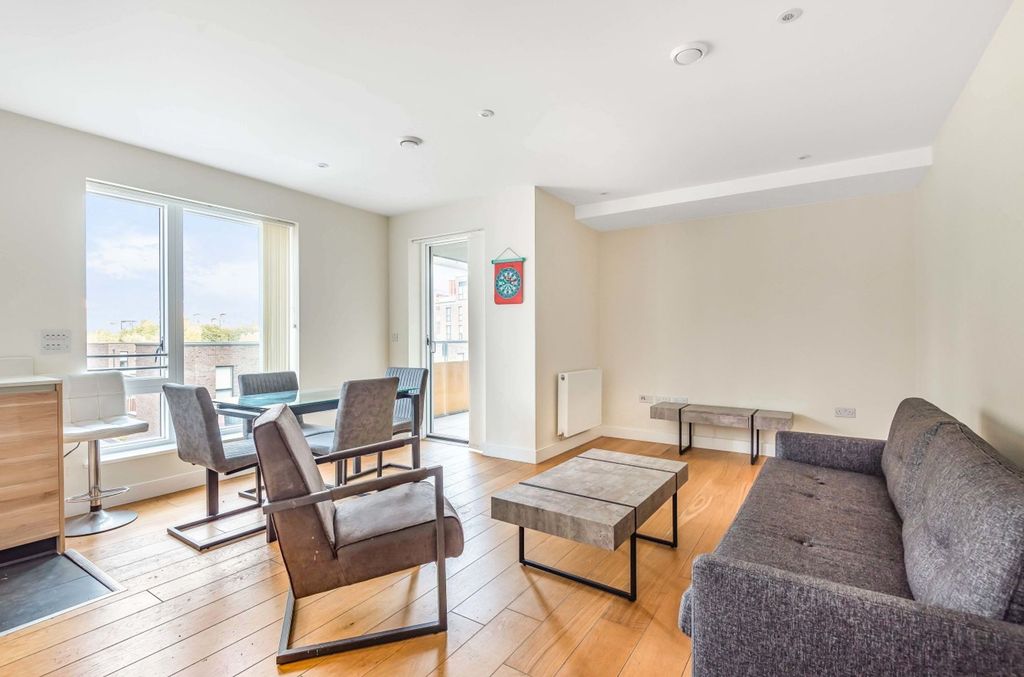 Property photo 1 of 7