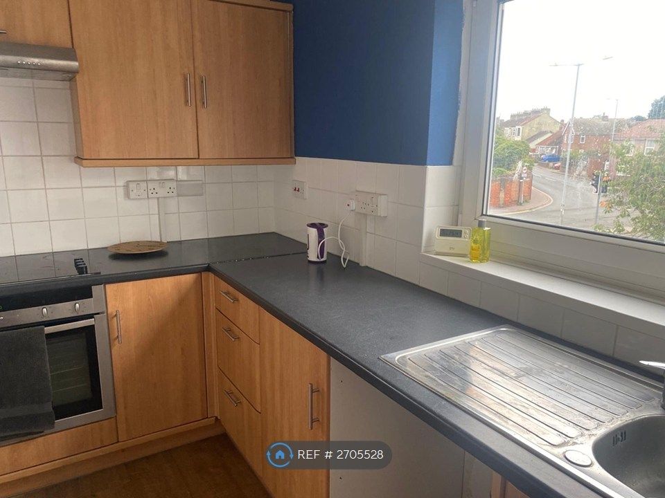 Property photo 2 of 14