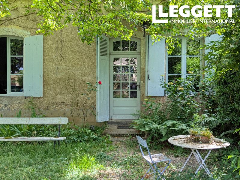 Property photo 1 of 10