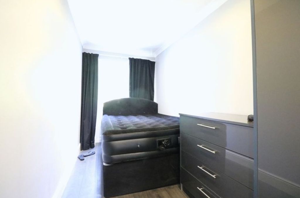 Property photo 2 of 6 3726742