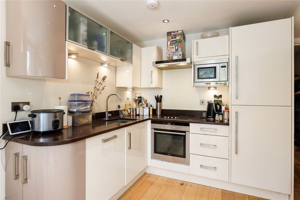 Property photo 1 of 8 Picture No. 02