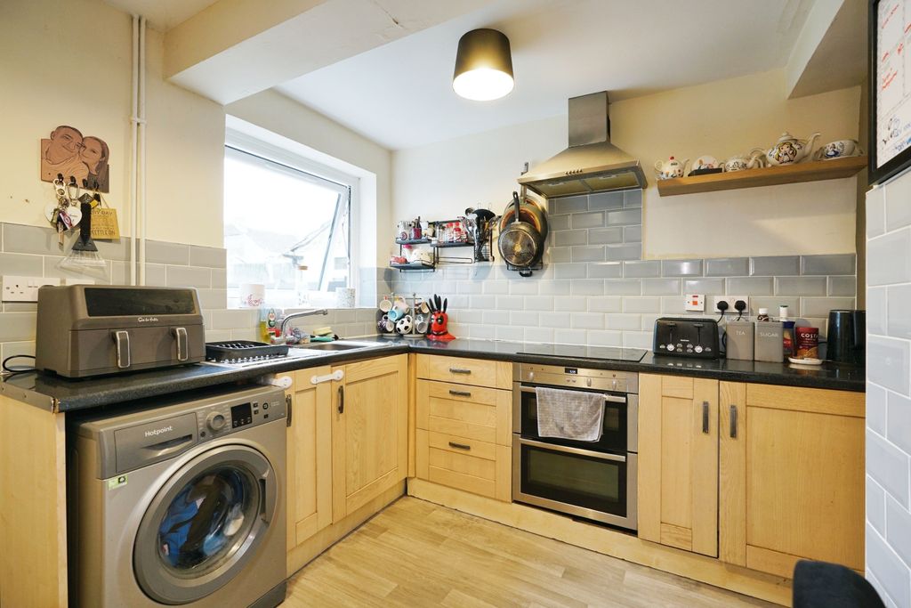 Property photo 2 of 17 Photography