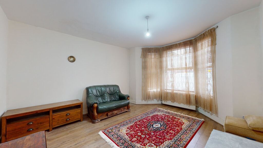 Property photo 1 of 29
