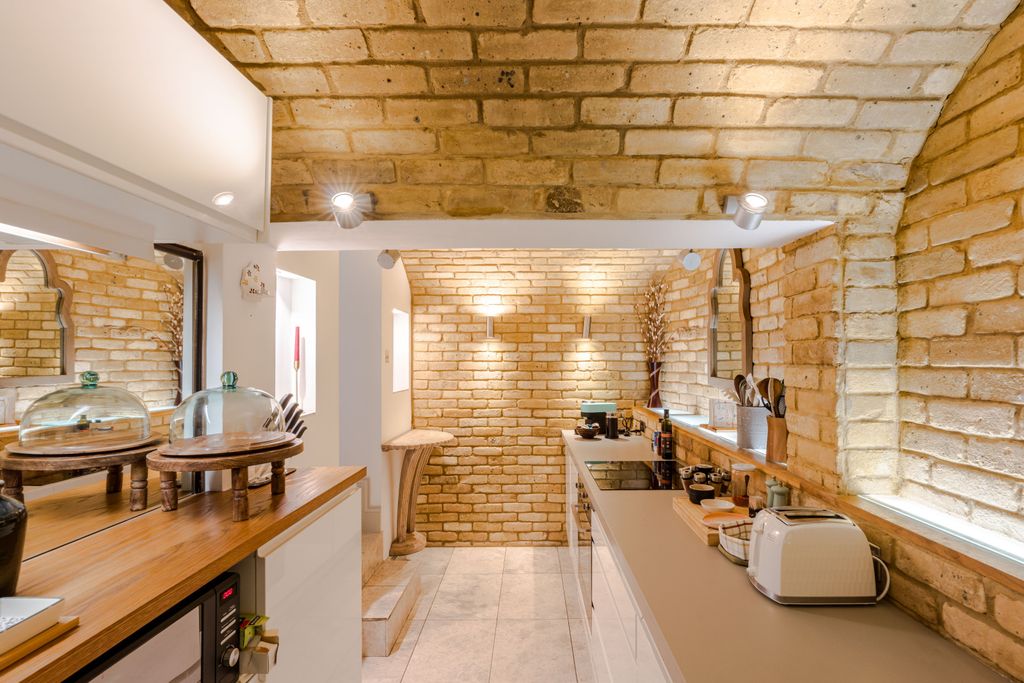 Property photo 3 of 7 Picture No. 03