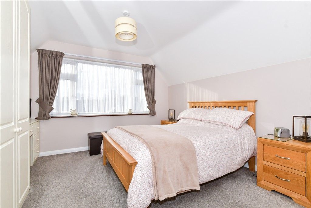 Property photo 2 of 16 Bedroom 1