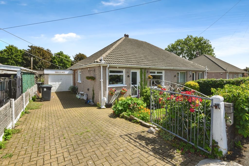 Property photo 1 of 17 Photo