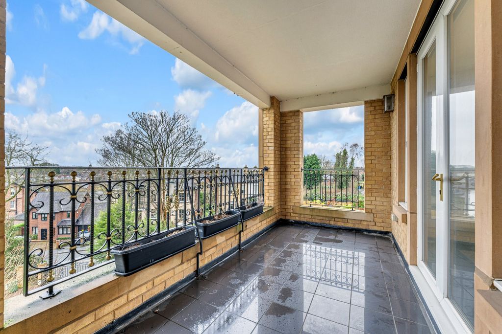 Property photo 1 of 22 Picture No. 19