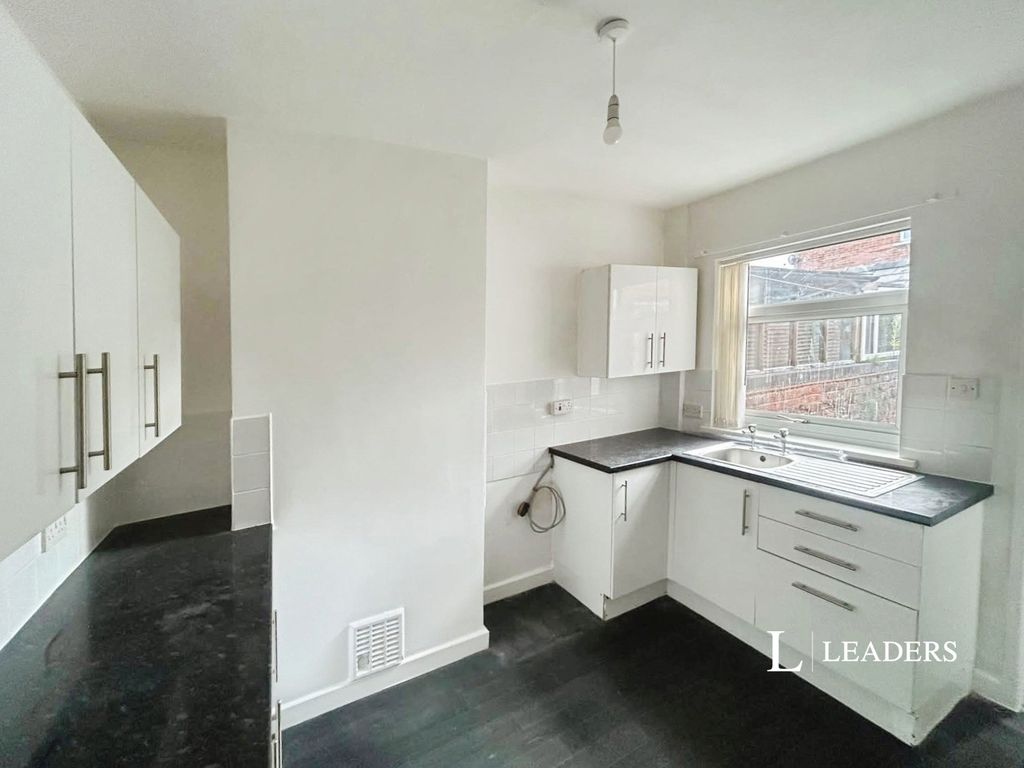 Property photo 2 of 14 Pbox-Img.Jpg