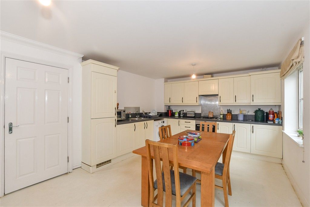 Property photo 3 of 17 Kitchen/Diner