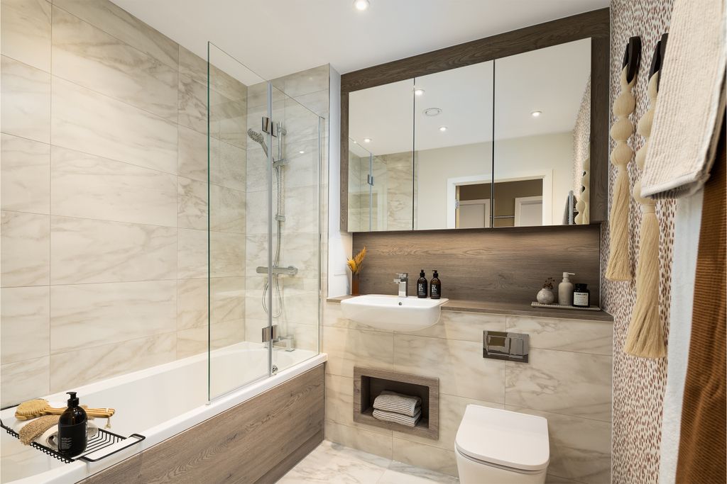 Additional image 5 of 2 bed flat for sale"Waterway Apartments" at Carnation Gardens, Nestle Avenue, Hayes UB3