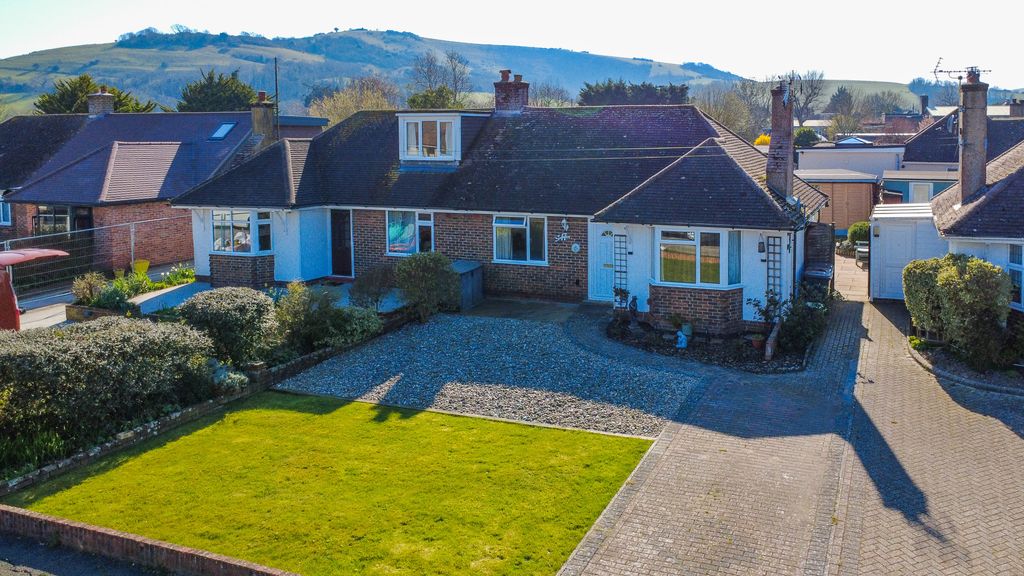 Property photo 1 of 25