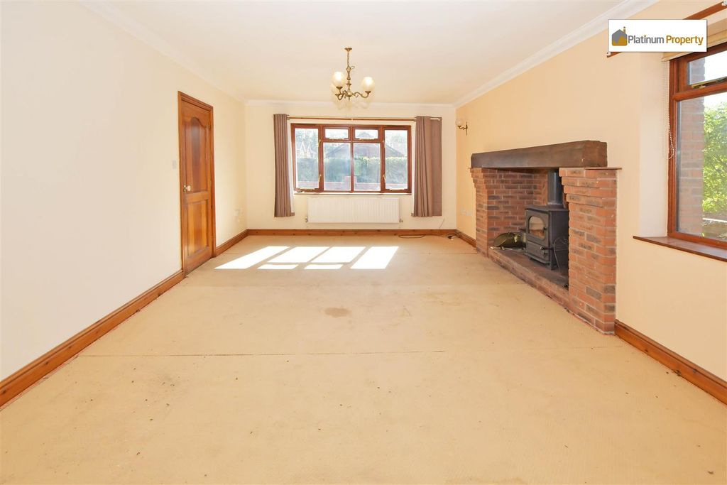 Property photo 2 of 39 Rah_1459.Jpg