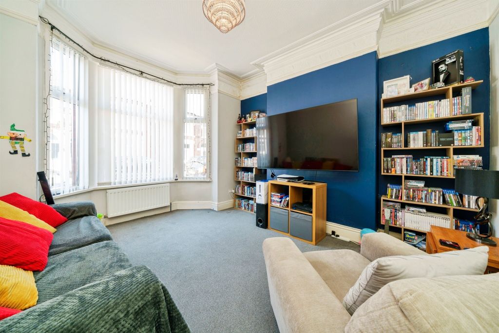 Property photo 2 of 19