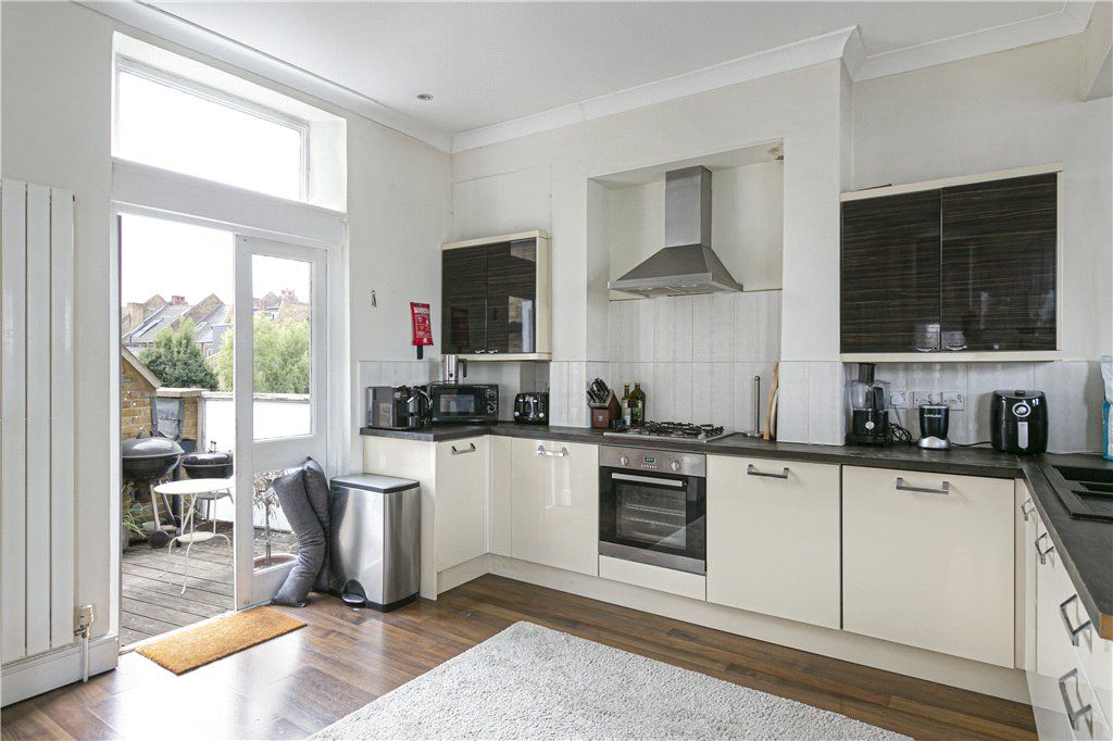 Property photo 2 of 14 Kitchen