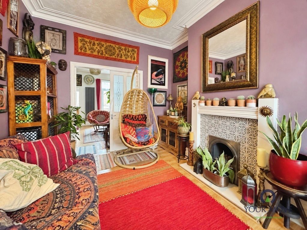 Property photo 3 of 14 Pbox-Img.Png