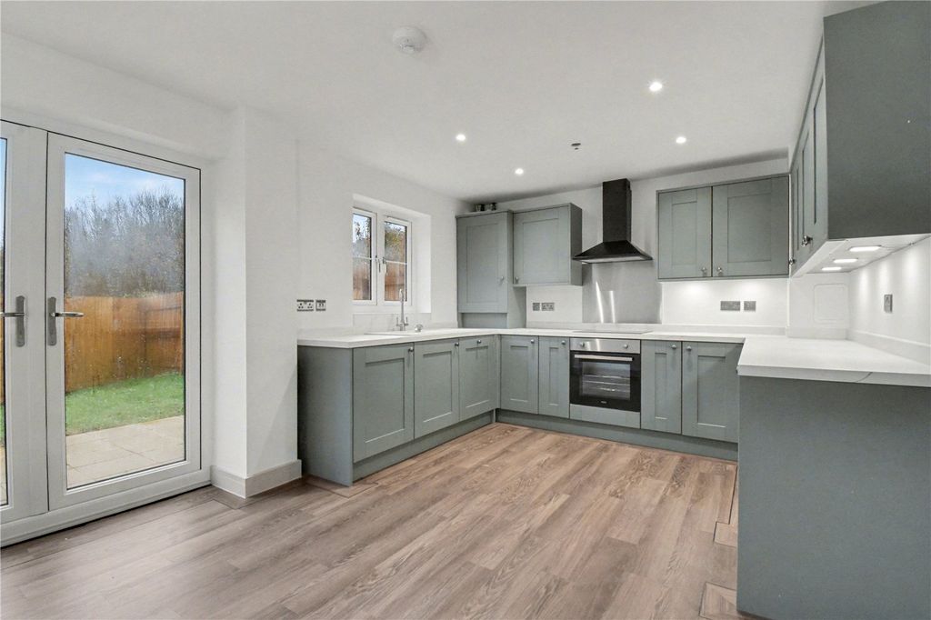 Property photo 2 of 13 Picture No. 09