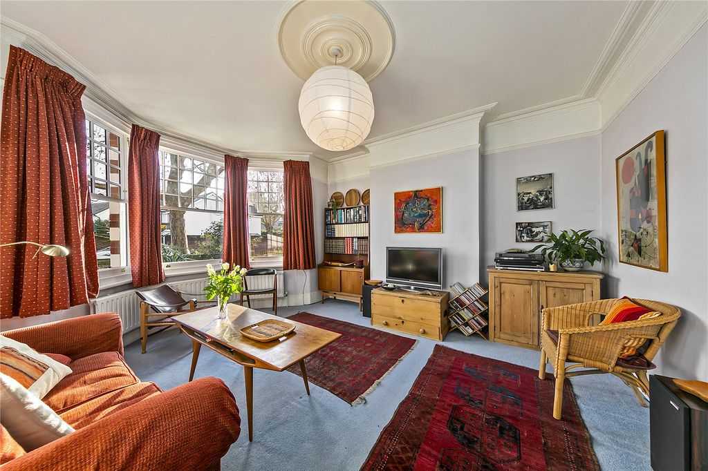 Property photo 2 of 19 Picture No. 04