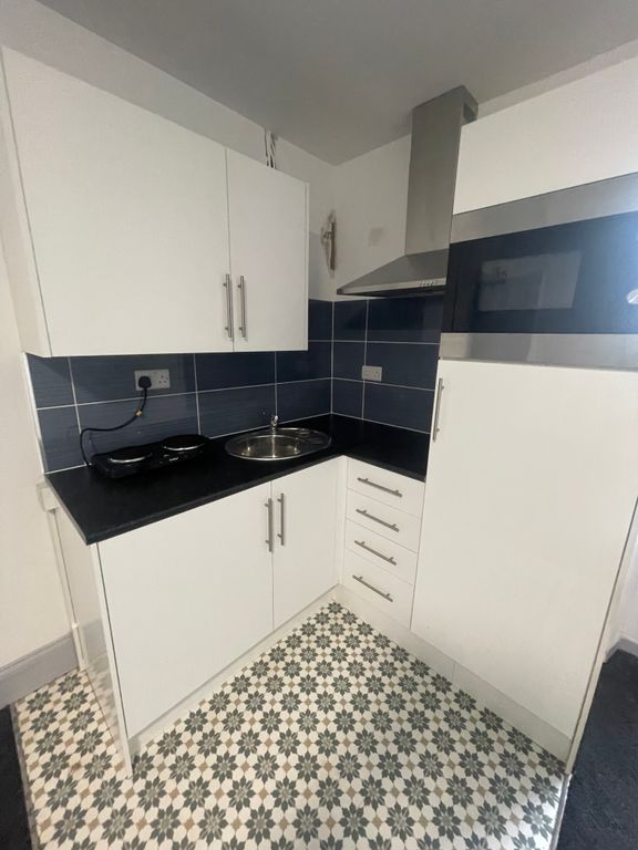 Property photo 3 of 3