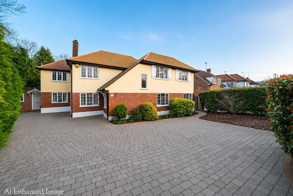 Additional image 5 of 6 bed detached house for saleOutwood Lane, Chipstead, Coulsdon CR5