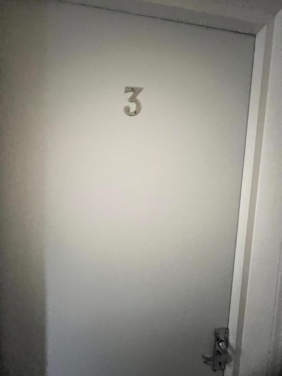 Property photo 2 of 30