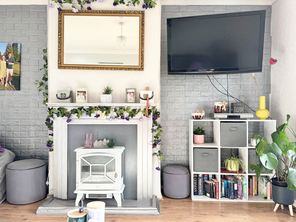 Property photo 3 of 16 Akeman Residential