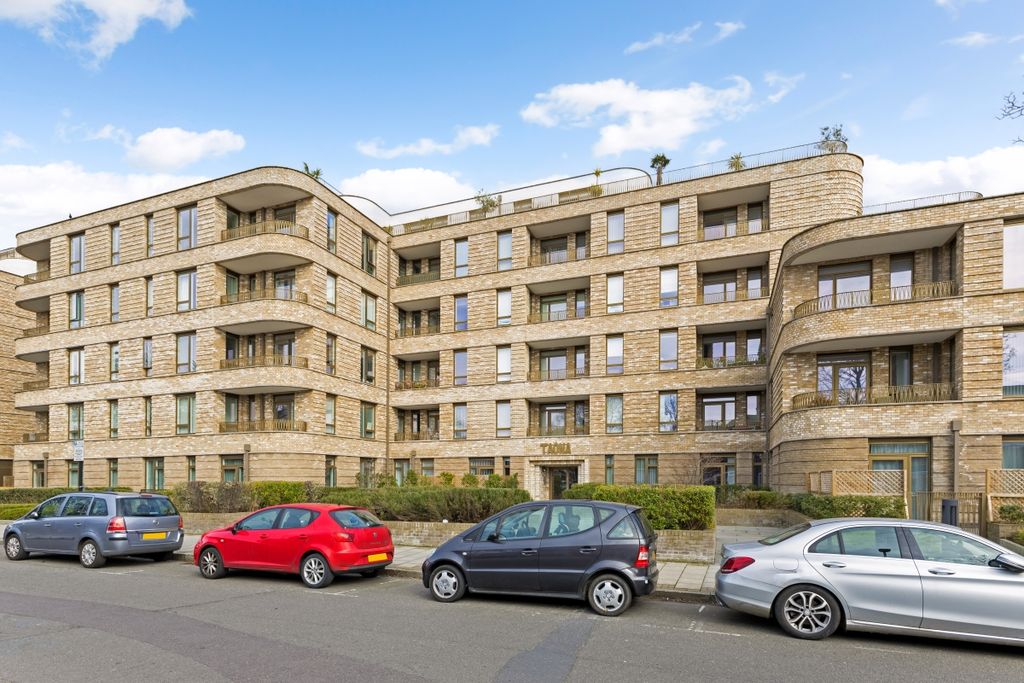 Property photo 3 of 17 87312_Flat 36, Ta...