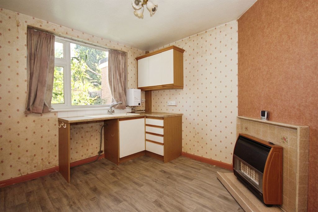 Property photo 3 of 13