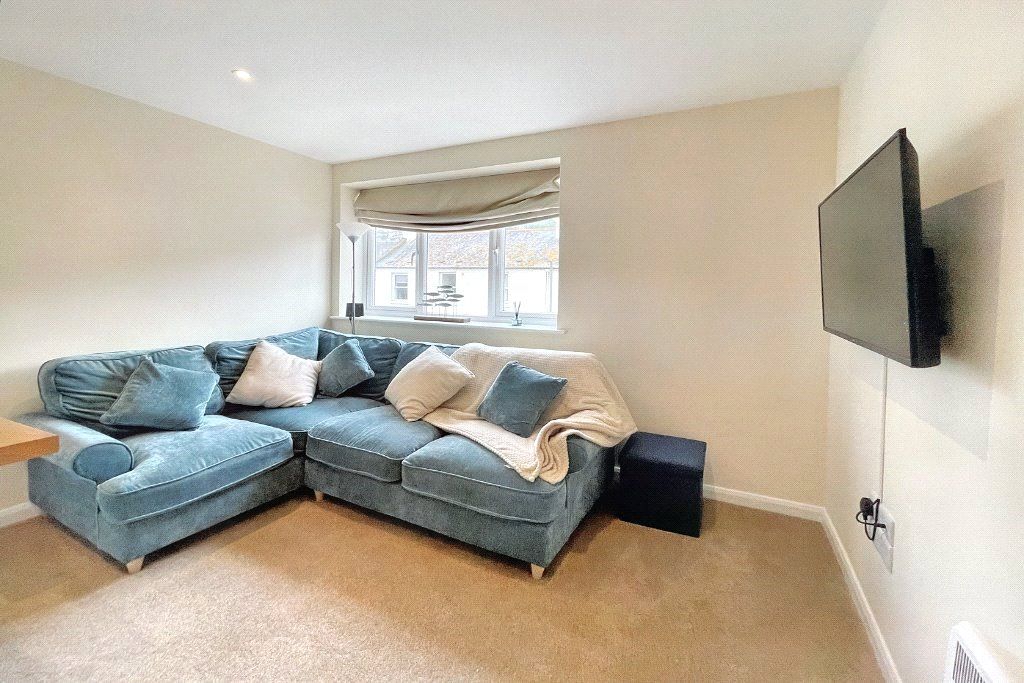 Property photo 3 of 12 3 - Picture No. 08