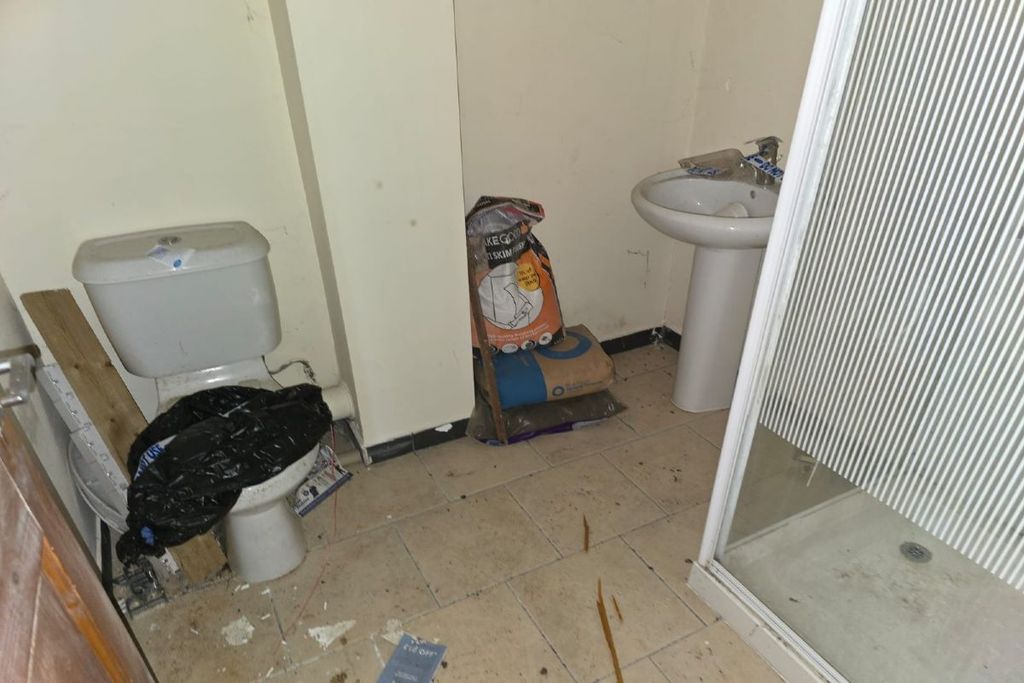 Property photo 2 of 5