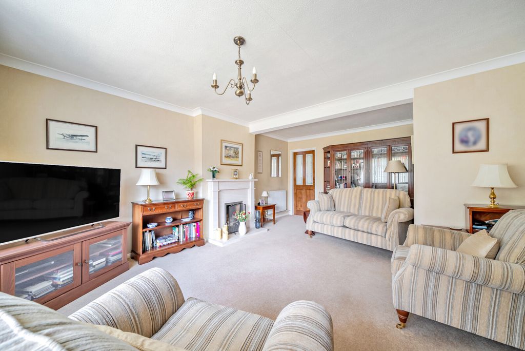 Property photo 3 of 22 1455326-19-6A046A...