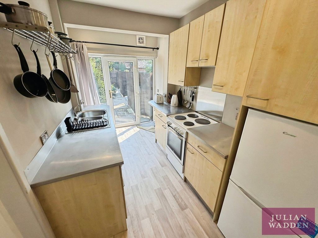 Property photo 2 of 15 Picture No. 02