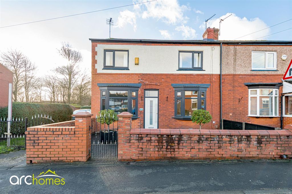 Property photo 1 of 40 Lovers-40.Jpg