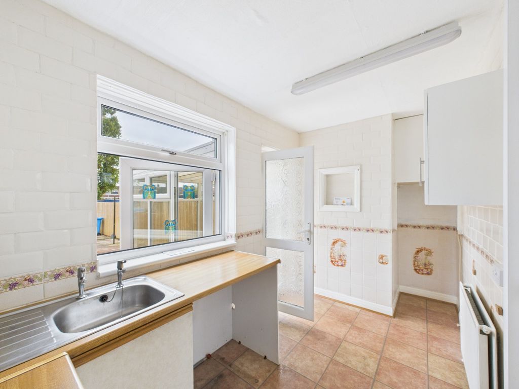 Property photo 2 of 14 4610734