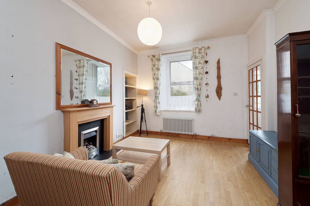 Property photo 3 of 22