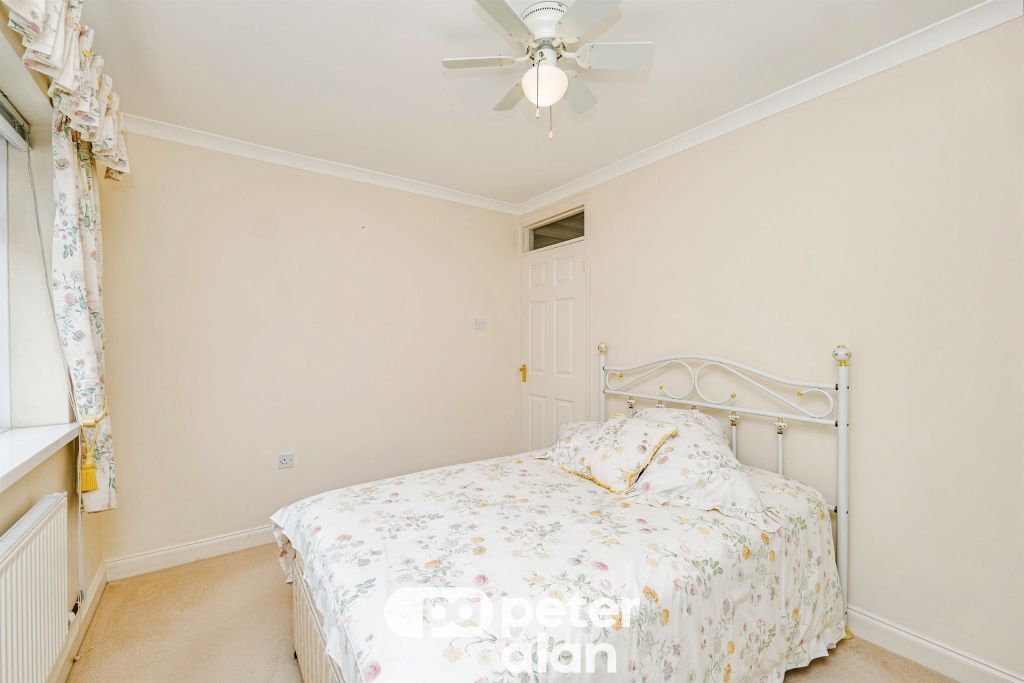 Property photo 3 of 19