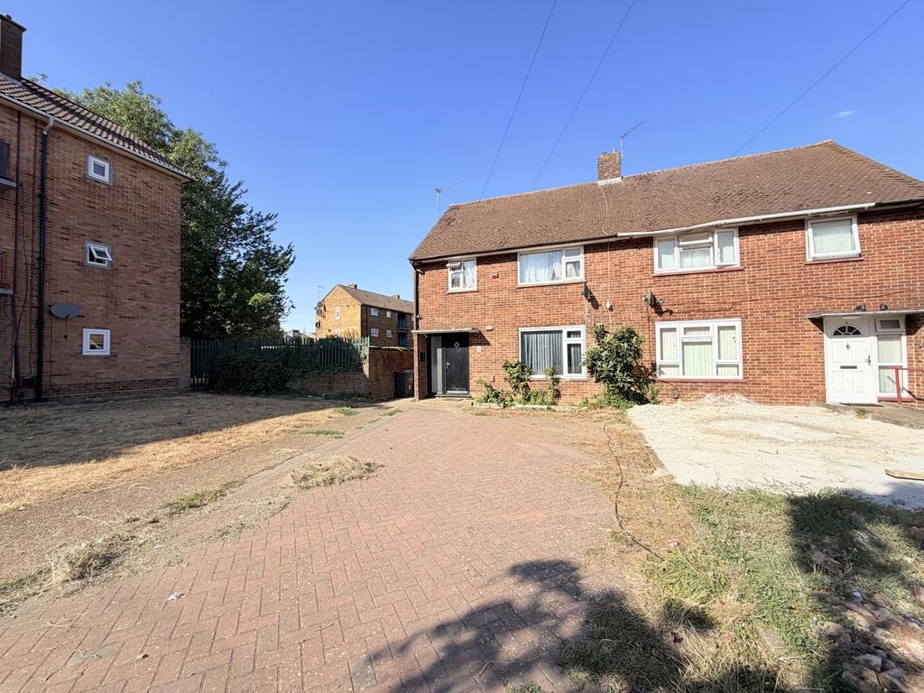 Property photo 1 of 10 Exterior