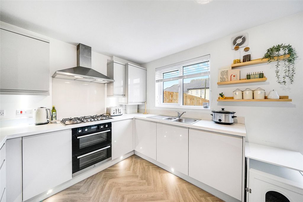 Property photo 3 of 22 Picture No. 08