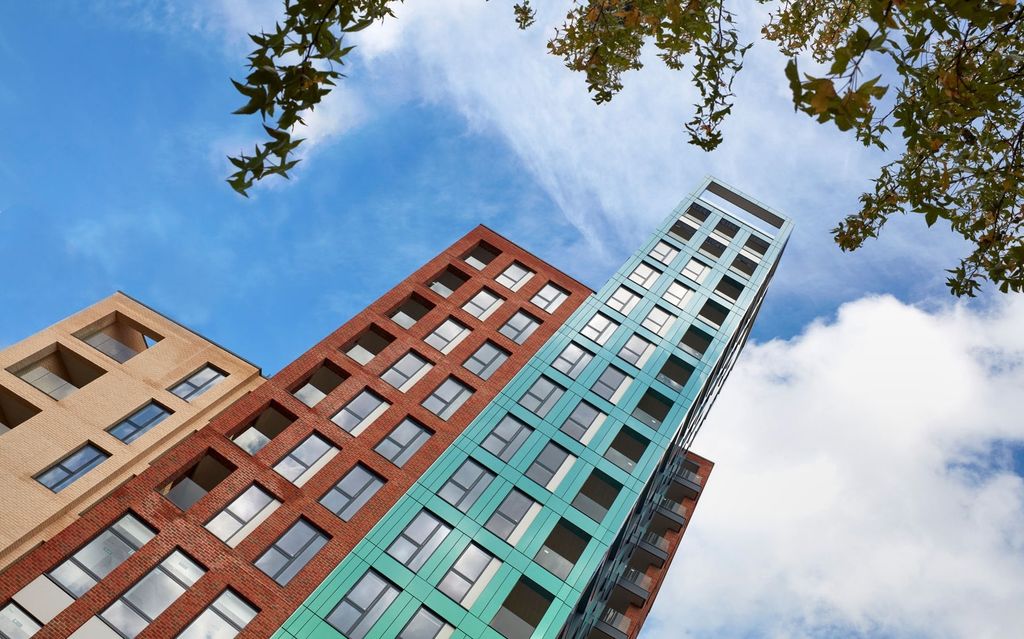 Property photo 2 of 8 External