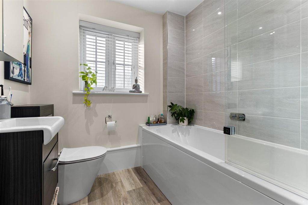 Additional image 25 of 4 bed detached house for saleOak Fields, Hailsham BN27