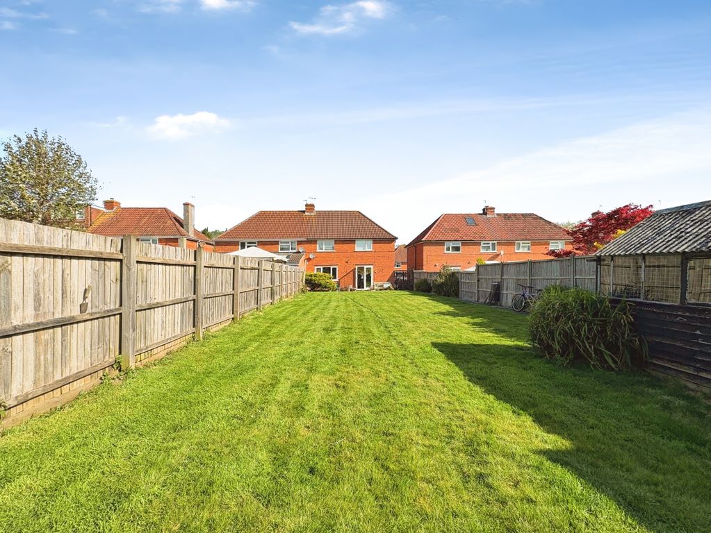 Property photo 2 of 18 6A341550-12