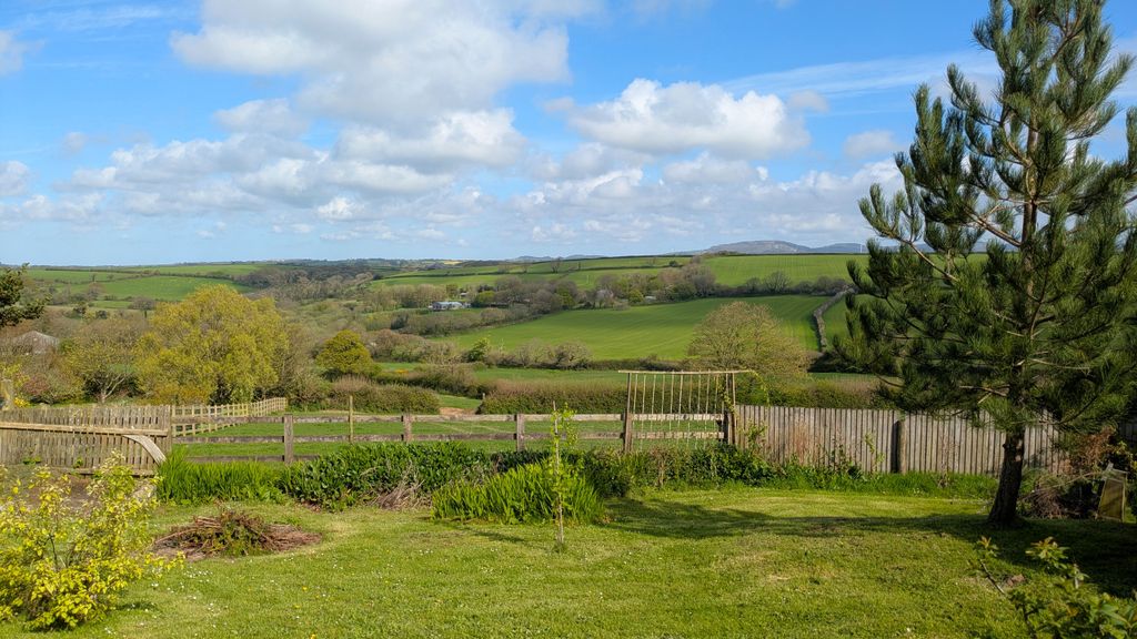 Property photo 3 of 25 Pxl_20260420_090849645.Mp